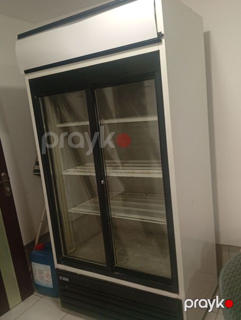 İki qapılı vitrin soyuducu - Mağaza, kafe, restoran və marketlər üçün — Bakı
