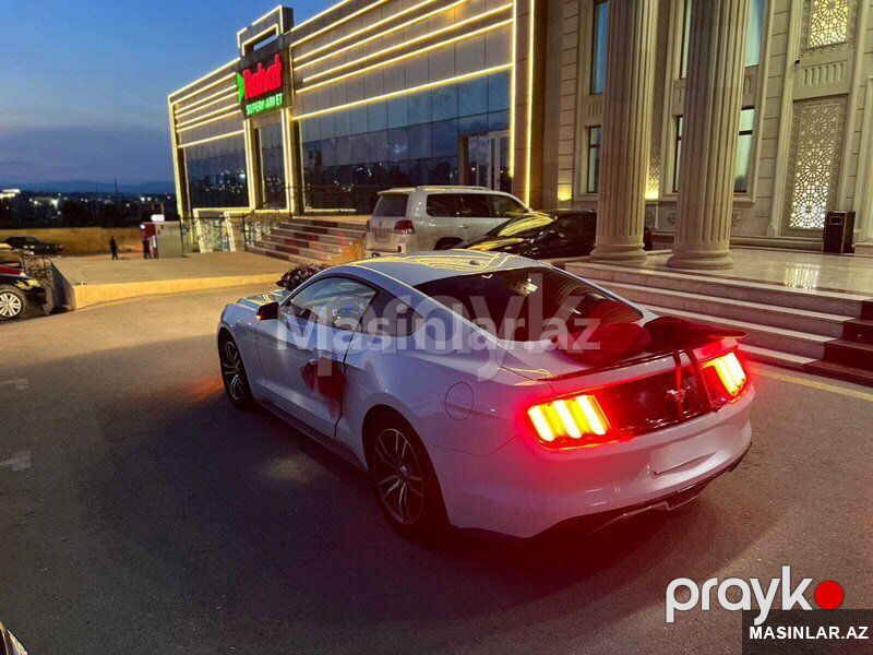 Ford mustang, 2018 il — Minik avtomobili icarəsi, Bakı (8)