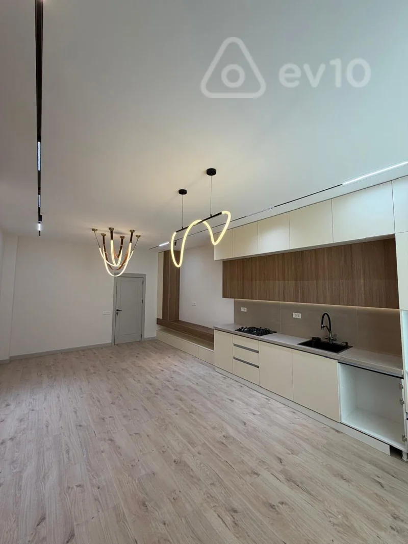 4 otaqlı mənzil, 131 m², Mirqasımov — Mənzil, Bakı (10)