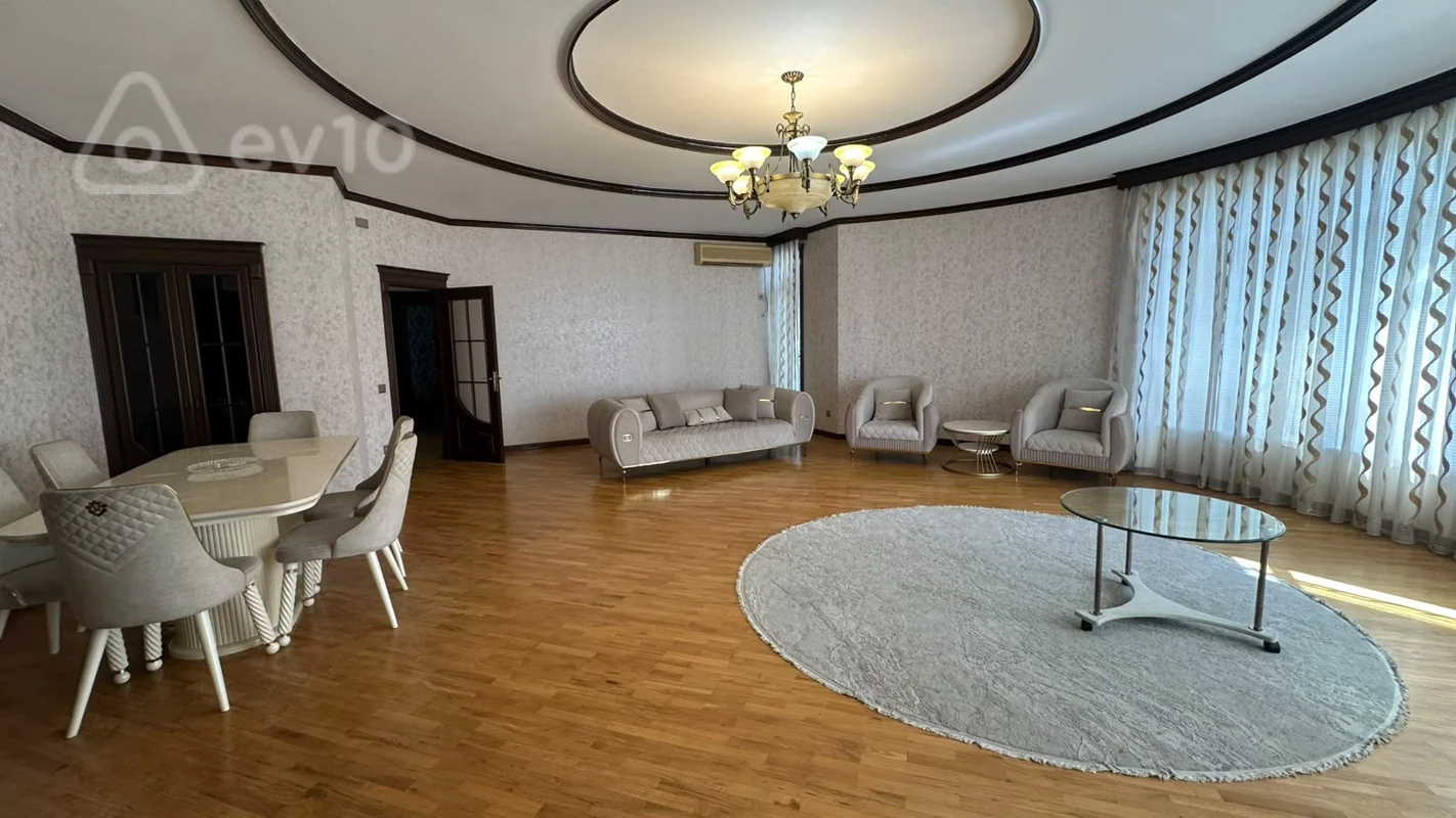 5 otaqlı mənzil, 240 m², Səməd Vurğun küçəsi — kirayə — Mənzil, Bakı (3)