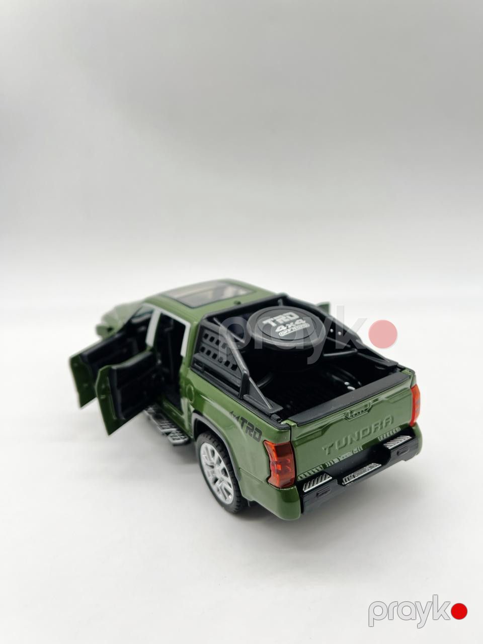 Maşın Toyota Tundra TRD, metal, yaşıl — Mallar, Bakı (2)