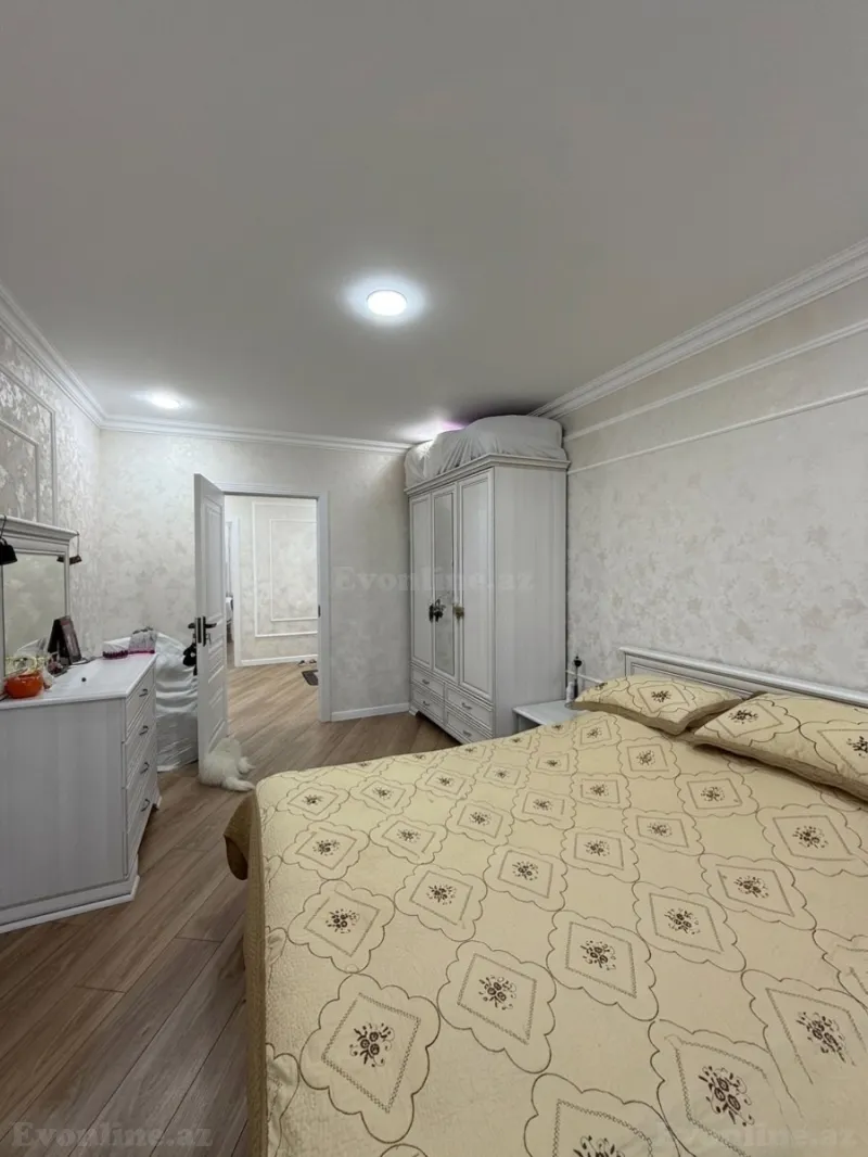Satılır 3 otaqlı Mənzil Köhnə tikili 85 m² Bakı, Xətai r., Əhmədli m — Mənzil, Bakı (8)