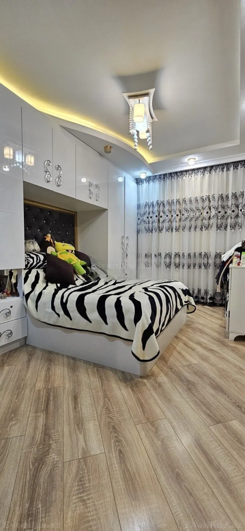 Satılır 6 otaqlı Mənzil Köhnə tikili 105 m² Sumqayıt — Mənzil, Sumqayıt (2)