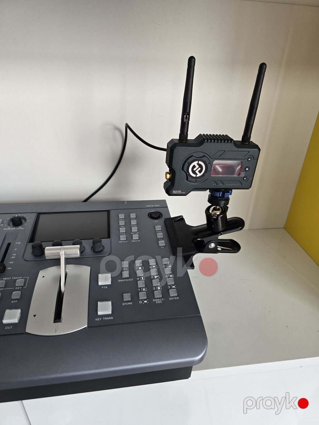 Sony MCS-8M Tam etibarlı və güvənli 7 kanallı 4 SDİ/3HDMİ HD PTS — Studiya və konsert üçün, Şəki (3)