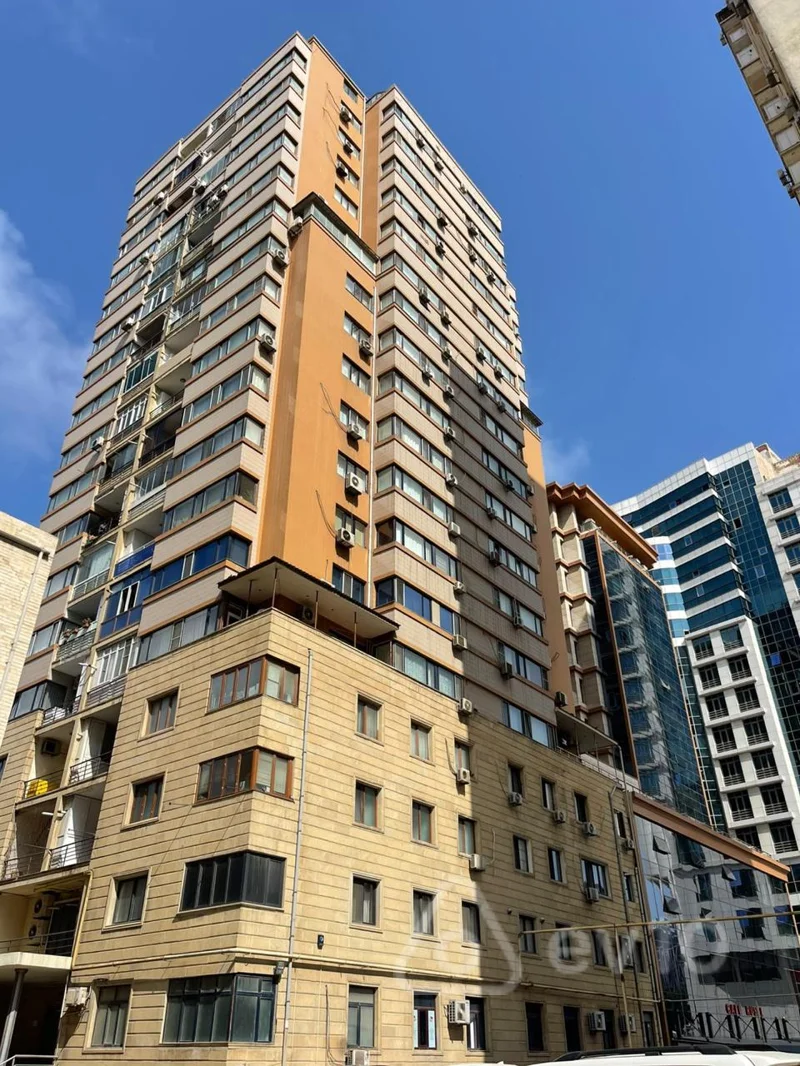 3 otaqlı mənzil, 135 m², Babək prospekti — kirayə — Taleh — Пәтер