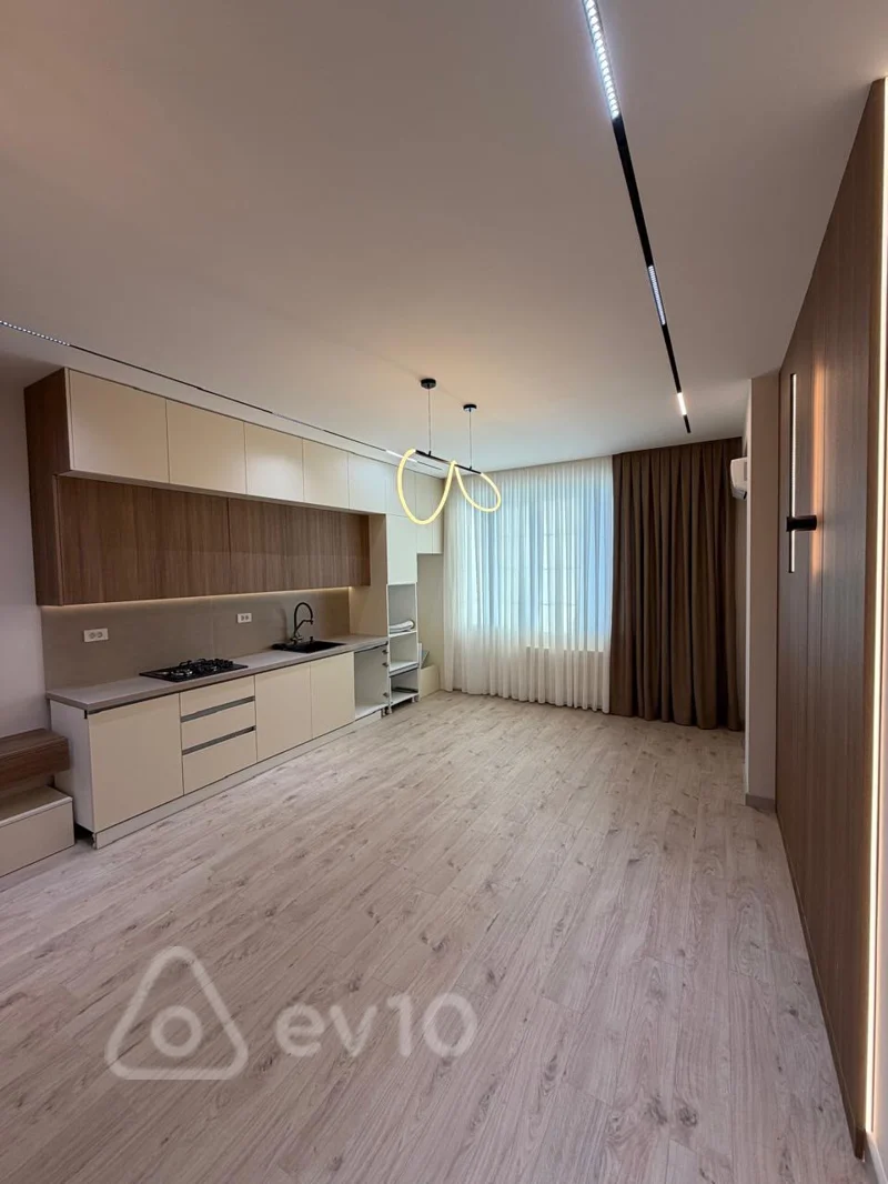 4 otaqlı mənzil, 131 m², Mirqasımov — Mənzil, Bakı (12)
