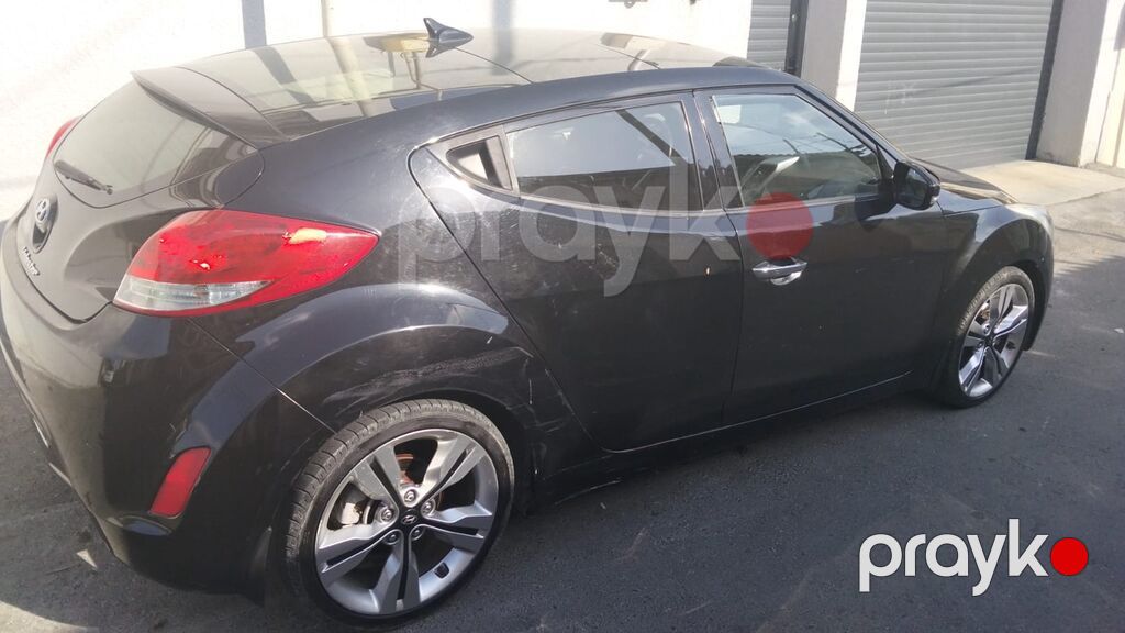Hyundai Veloster, qara rəng, 3 qapılı (iki tərəfdə asimmetrik qapı 42-CM-152 — Avtomobillər, Bakı (3)