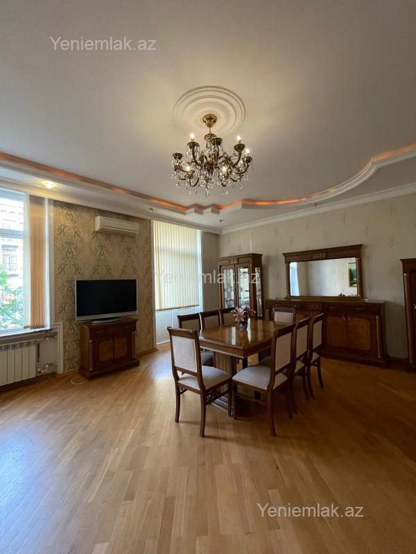 Kirayə 2 otaqlı Bina evi menzil (Köhnə tikili), 80 m², Nəsimi rayonu — Mənzil, Bakı