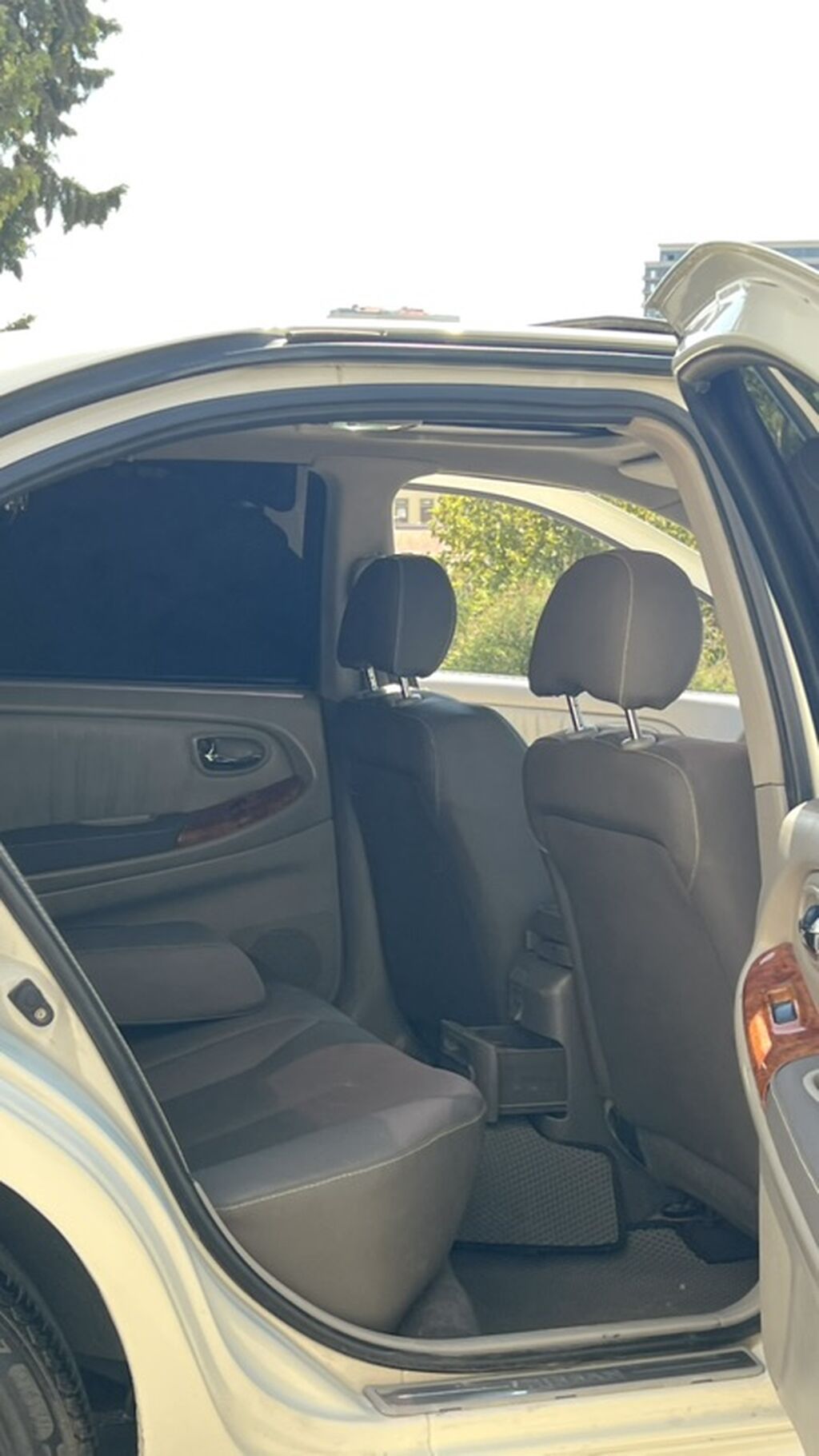 Nissan Maxima QX sedan – ağ rəng, 4 qapı, qabaqdan ötürücülü. Əsas — Avtomobillər, Bakı (8)