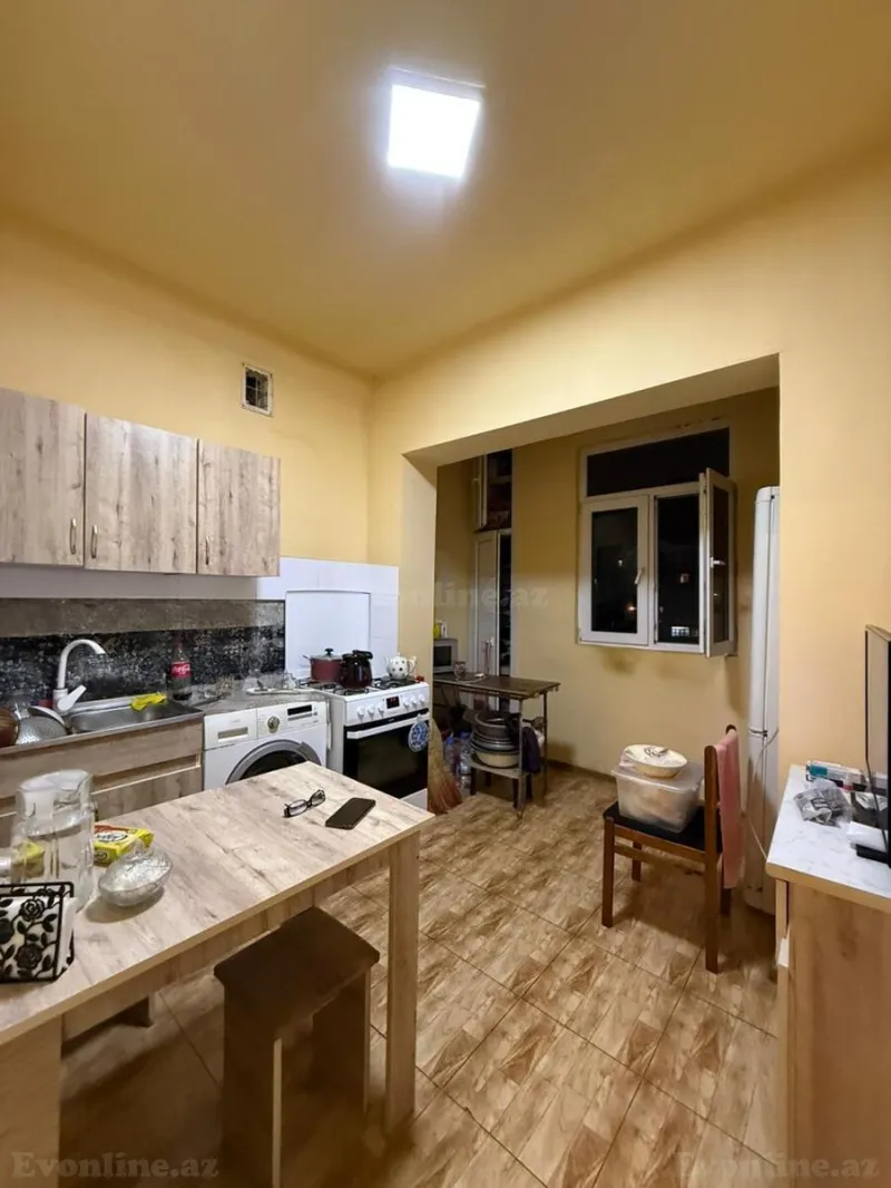 Satılır 3 otaqlı Mənzil Köhnə tikili 80 m² Bakı, Xətai r., Həzi Aslanov m., Həzi Aslanov — Mənzil, Bakı (6)