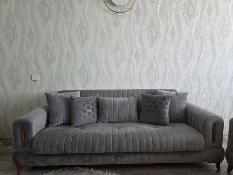 Divan satılır 250₼. Ölçü 2.20. Açılır bazası var.Ünvan — Мягкая мебель
