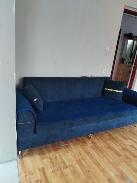 Divan. Satılır 280 azn. Bazalıdır. Yığılmadır. Ünvan Mehdiabad(SemaG) — Мягкая мебель