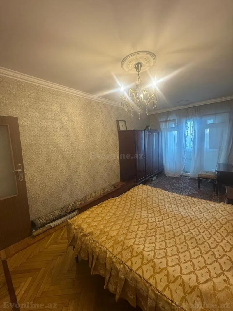 Satılır 4 otaqlı Mənzil Köhnə tikili 85 m² Bakı, Xətai r., Əhmədli m — Mənzil, Bakı (4)
