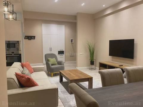 Kirayə verilir 3 otaqlı Mənzil Yeni tikili 130 m² Bakı, Yasamal r., Elmlər Akademiyası m — Orxan — Пәтер