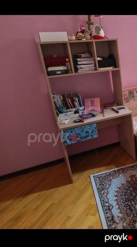 Oğlan və qız üçün, İşlənmiş, Siyirməli, Yazı masası, Stulsuz — Bakı
