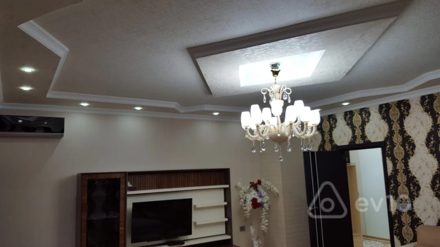 2 otaqlı mənzil, 100 m², Həsən Salmani küçəsi — kirayə — Mənzil, Bakı (7)