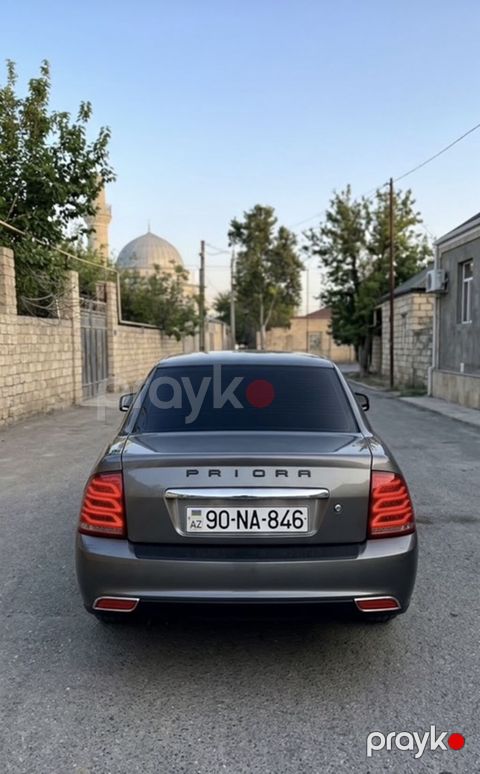 VAZ (Lada) Priora: 1.6 l 2011 il 185000 km Sedan — Gəncə