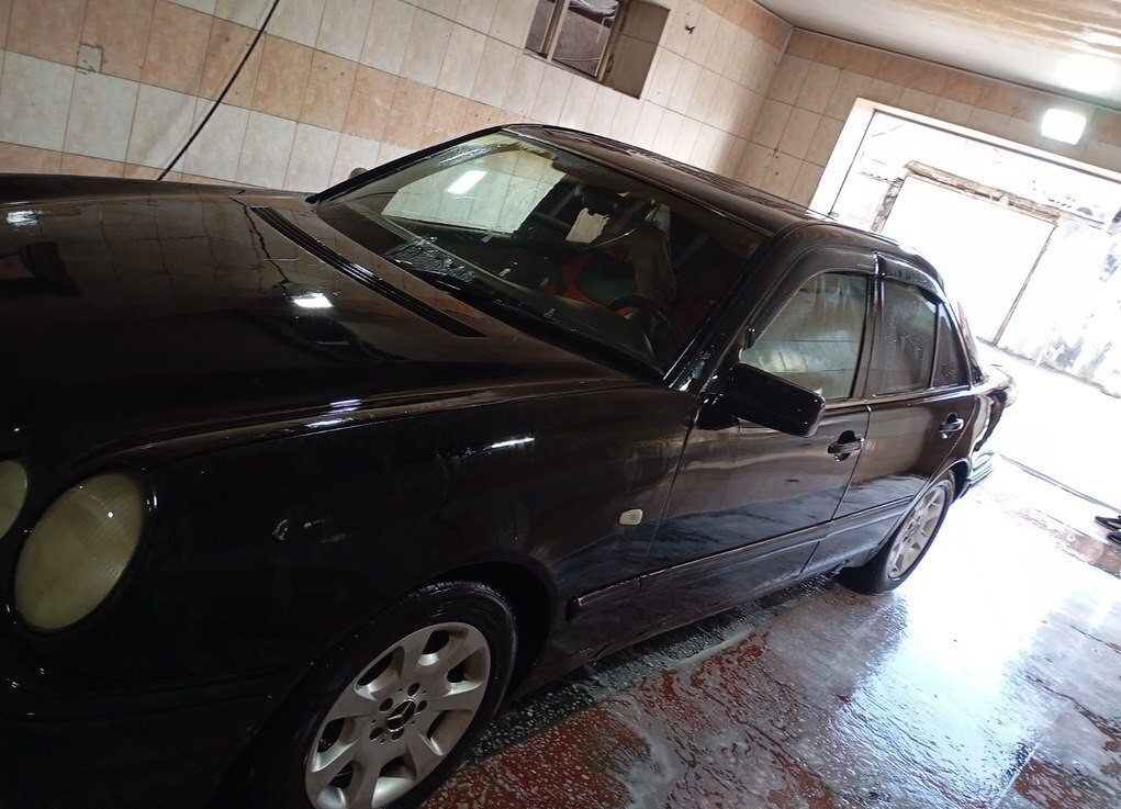 Mercedes E 320, 1997 il, 250000 km, 3.2 L — Avtomobillər (2)
