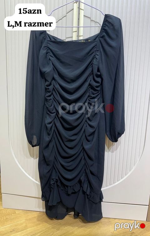 Qadın donu – qara rəngdə, şifon fakturalı. - Model: kvadrat yaxalı — Masazır