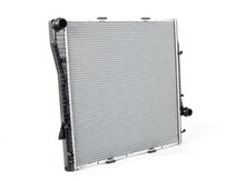 BMW X5, E53 4.4/4.8 Su radiatoru — Bakı