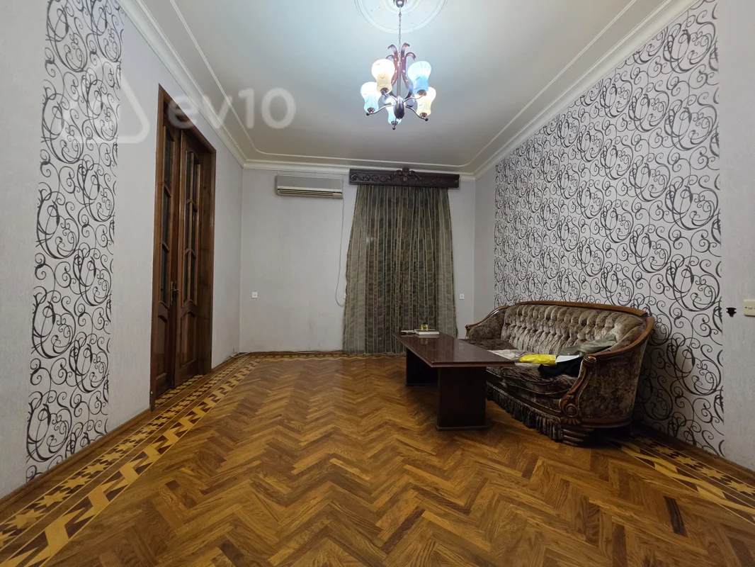 3 otaqlı mənzil, 85 m², İstiqlaliyyət küçəsi — kirayə — Mənzil, Bakı (2)