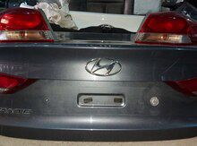 Hyundai Elantra 2016-2018 arxa bagaj qapağı — Bakı
