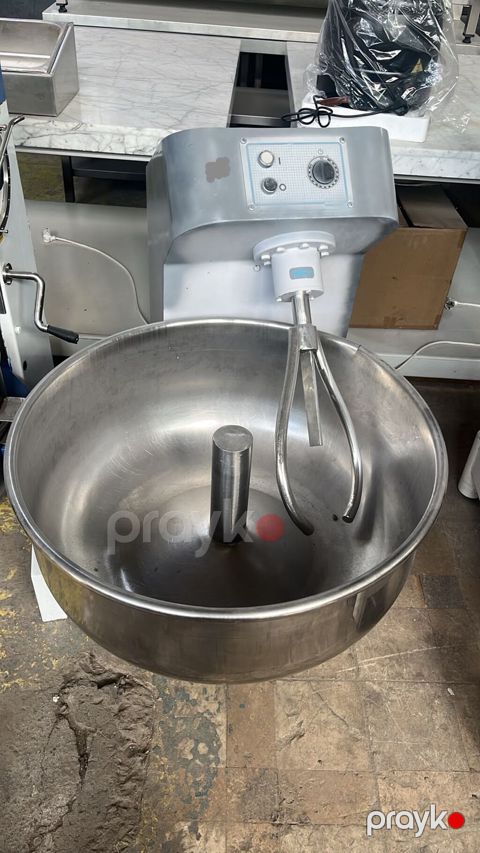 50 kq — Bakı