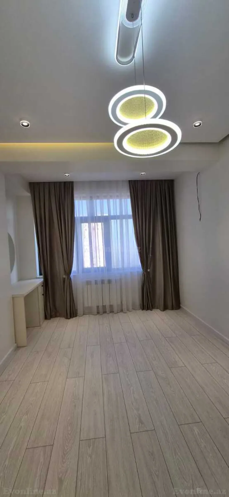 Satılır 3 otaqlı Mənzil Yeni tikili 80 m² Bakı, Nizami r., Neftçilər m., 8-ci kilometr — Mənzil, Bakı (4)
