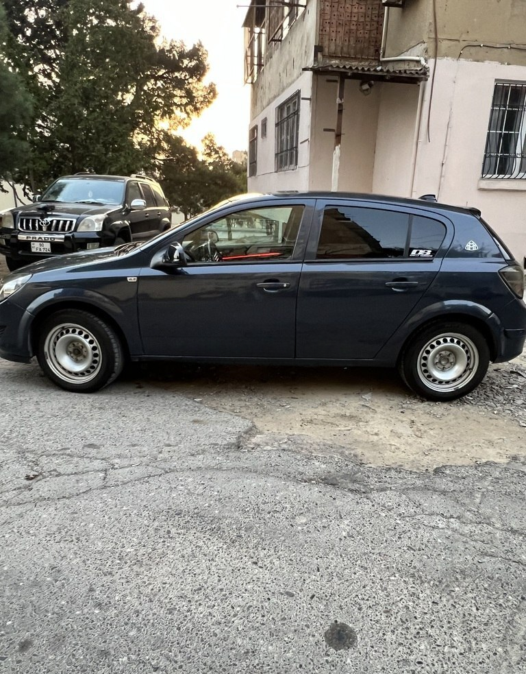 Opel Astra, 2010 il, 100000 km, 1.3 L — Avtomobillər (2)