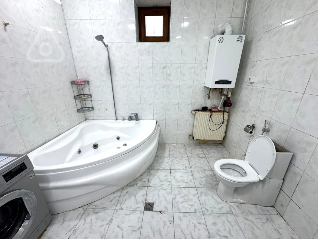 4 otaqlı həyət evi, 250 m², Səbail ray. Badamdar qəs. — kirayə — Ev, villa, Bakı (7)