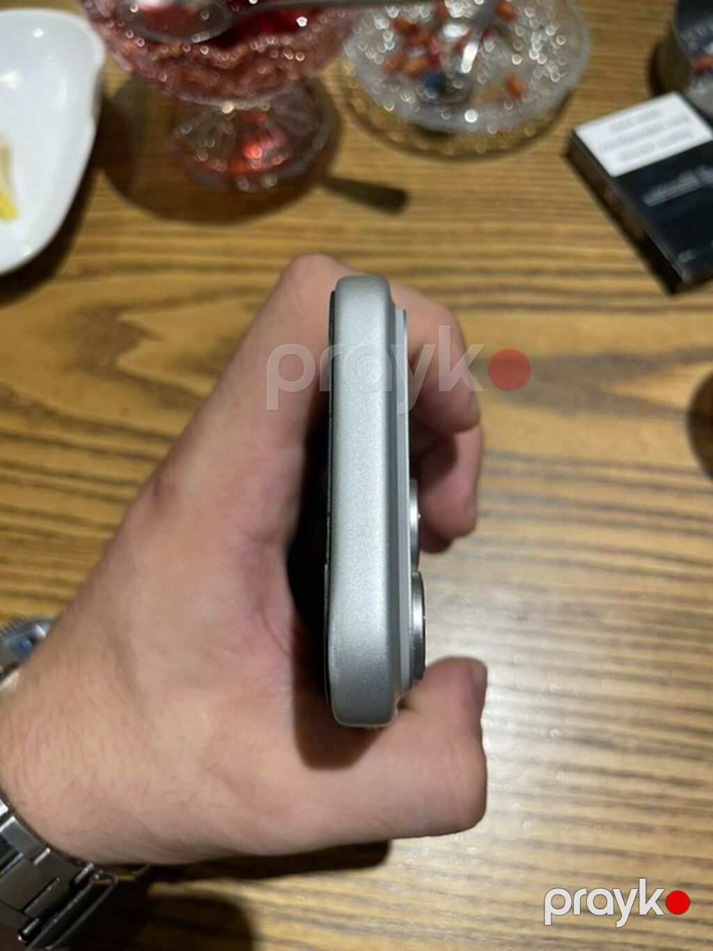 IPhone 17 Pro, Gümüşü, Simsiz şarj, Face ID — Apple iPhone, Bakı (5)