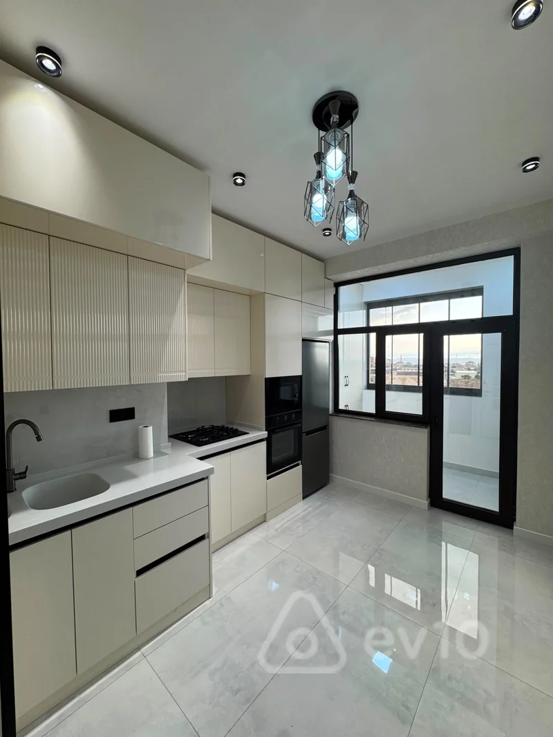 2 otaqlı mənzil, 85 m², Abbas Fetullayev — kirayə — Mənzil, Bakı (5)