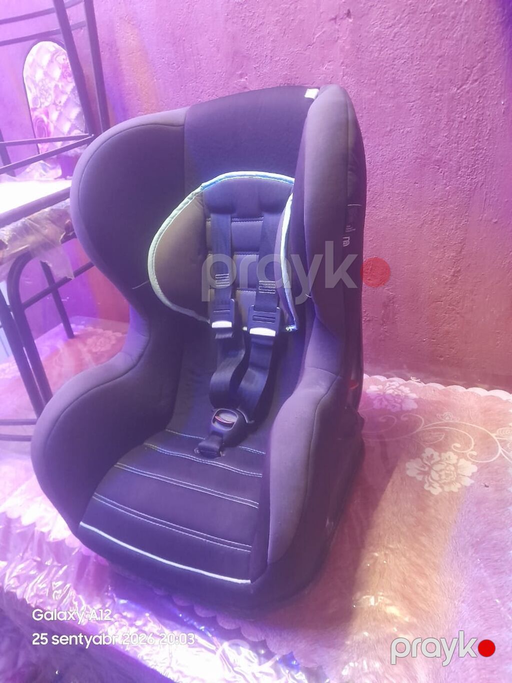 Uşaq avtomobil oturacağı - Rəng: qara/boz, incə açıq zolaqlı tikişlər — Avtokresloları, Masazır (2)