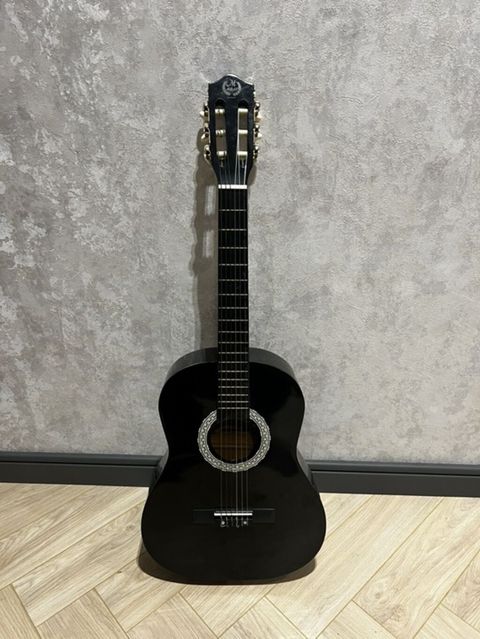 Klassik gitara, İşlənmiş — Bakı