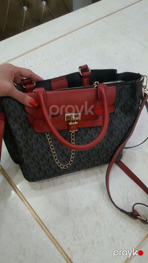 Michael Kors bir nece defe taxilib sadece, etiketinde kodu ve s de var — Bakı