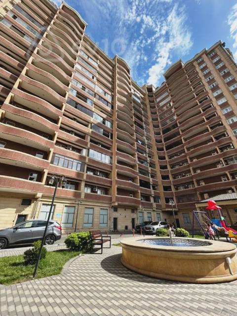 3 otaqlı mənzil, 130 m², Koroglu Rehimov kucesi — Baku