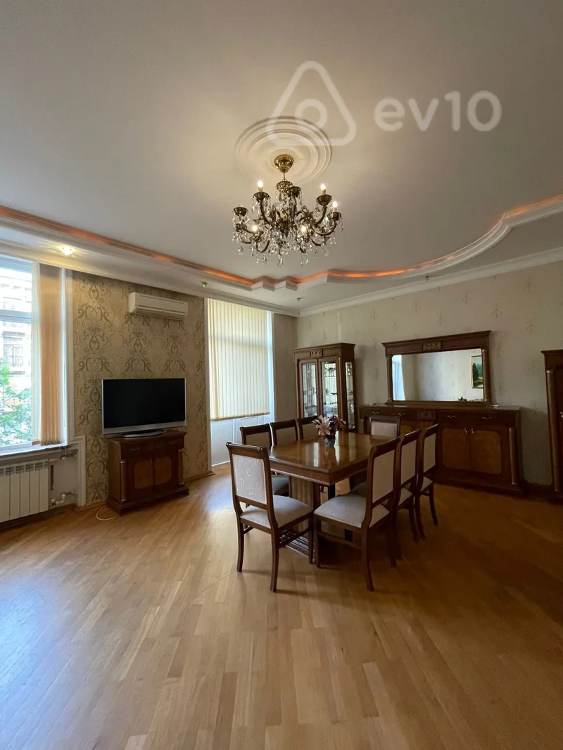 2 otaqlı mənzil, 80 m², mum yaxinligi — kirayə — Bakı