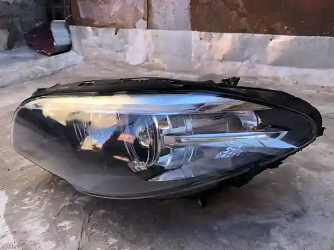 Fara L BMW F10/Amerkanka — Avtomobil işığı, Bakı (3)