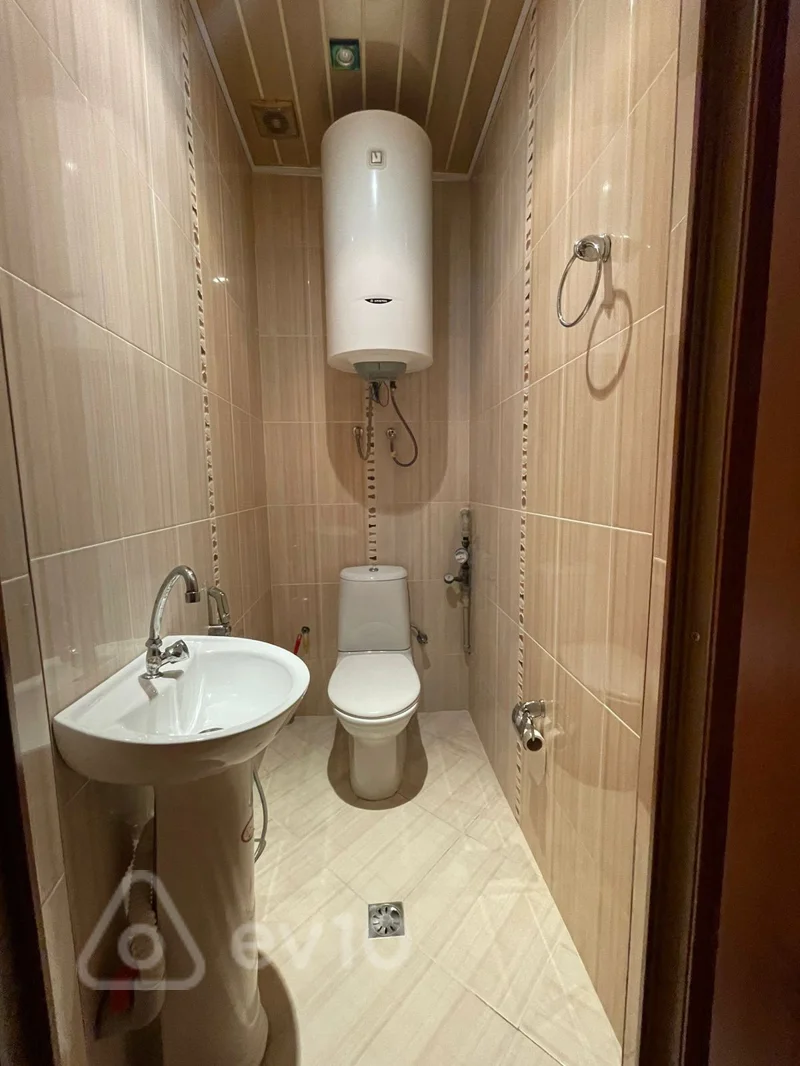 2 otaqlı mənzil, 80 m², mum yaxinligi — kirayə — Mənzil, Bakı (7)