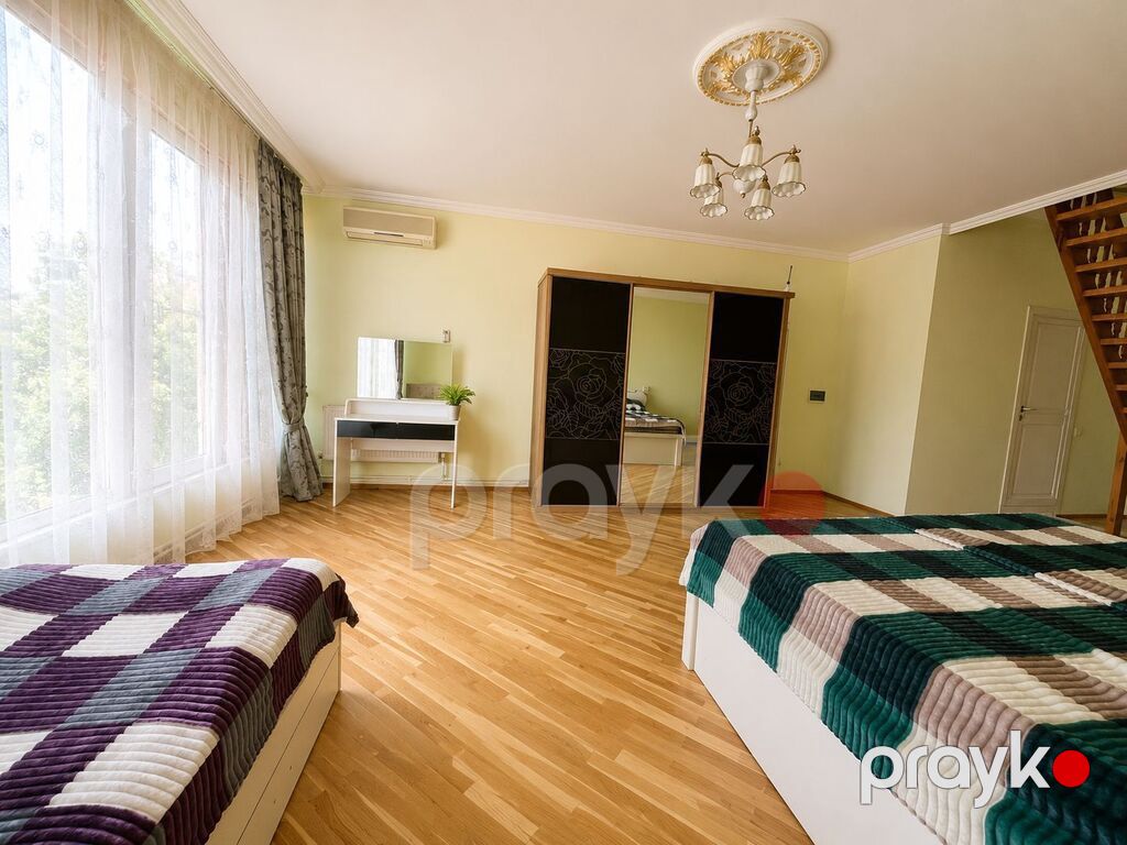 400 kv. m, 5 otaqlı, Kombi, Qaz, İşıq — Ev, villa, Bakı (10)
