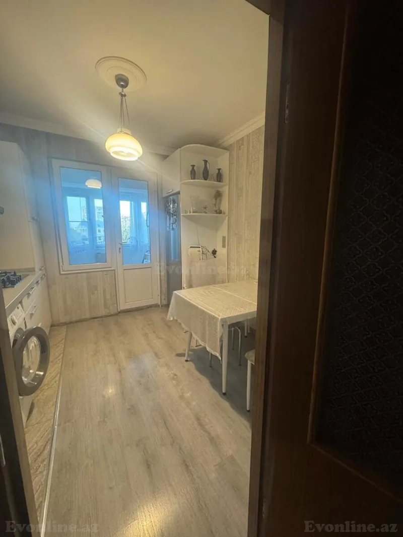 Satılır 4 otaqlı Mənzil Köhnə tikili 75 m² Bakı, Xətai r., Əhmədli m — Mənzil, Bakı (6)
