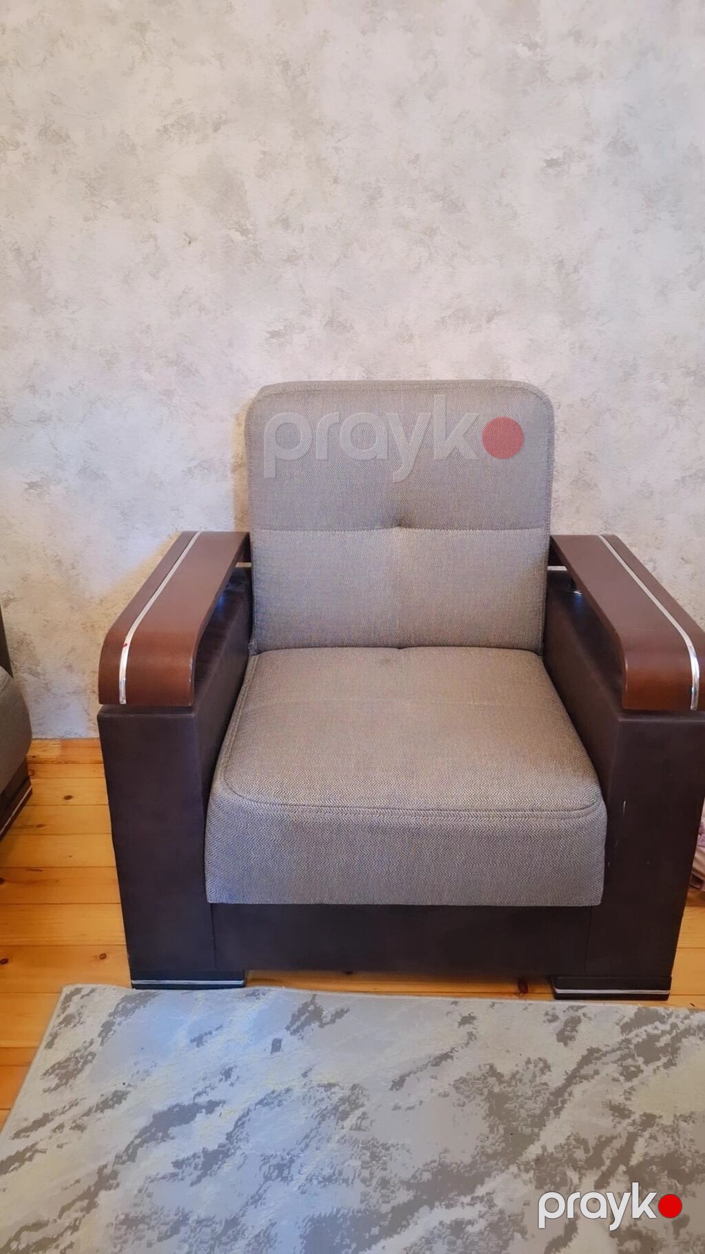 Divan və kreslo 70 Azn .Her iksi bazalıdır.Unvan Bakı — Mebel, Bakı (3)