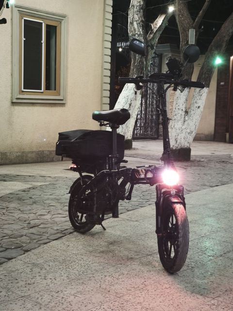 Elektrik qatlanan velosiped – şəhər içi sürüş və gündəlik yolçuluq — Digah