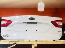 Ford Fusion baqajı — Bakı