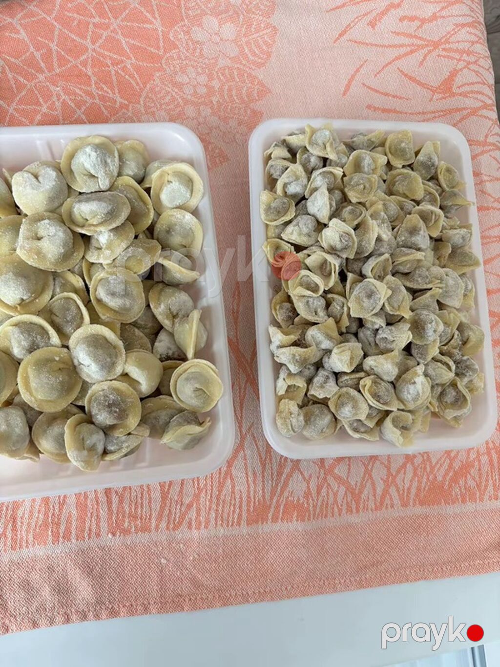 Ev üsulu dondurulmuş pelmeni (kiçik ölçü, əl ilə bükülüb) ve esl baki — Qida məhsulları, Bakı (3)