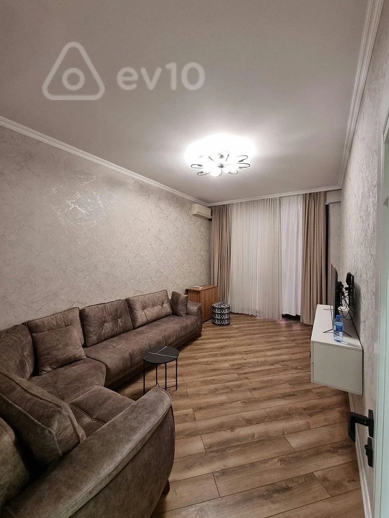 2 otaqlı mənzil, 70 m², Təbriz küç — kirayə — Bakı