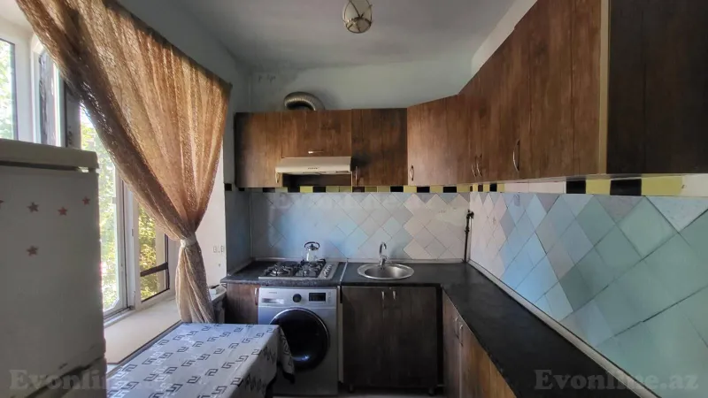 Satılır 2 otaqlı Mənzil Köhnə tikili 56 m² Bakı, Yasamal r., Elmlər Akademiyası m — Mənzil, Bakı (5)