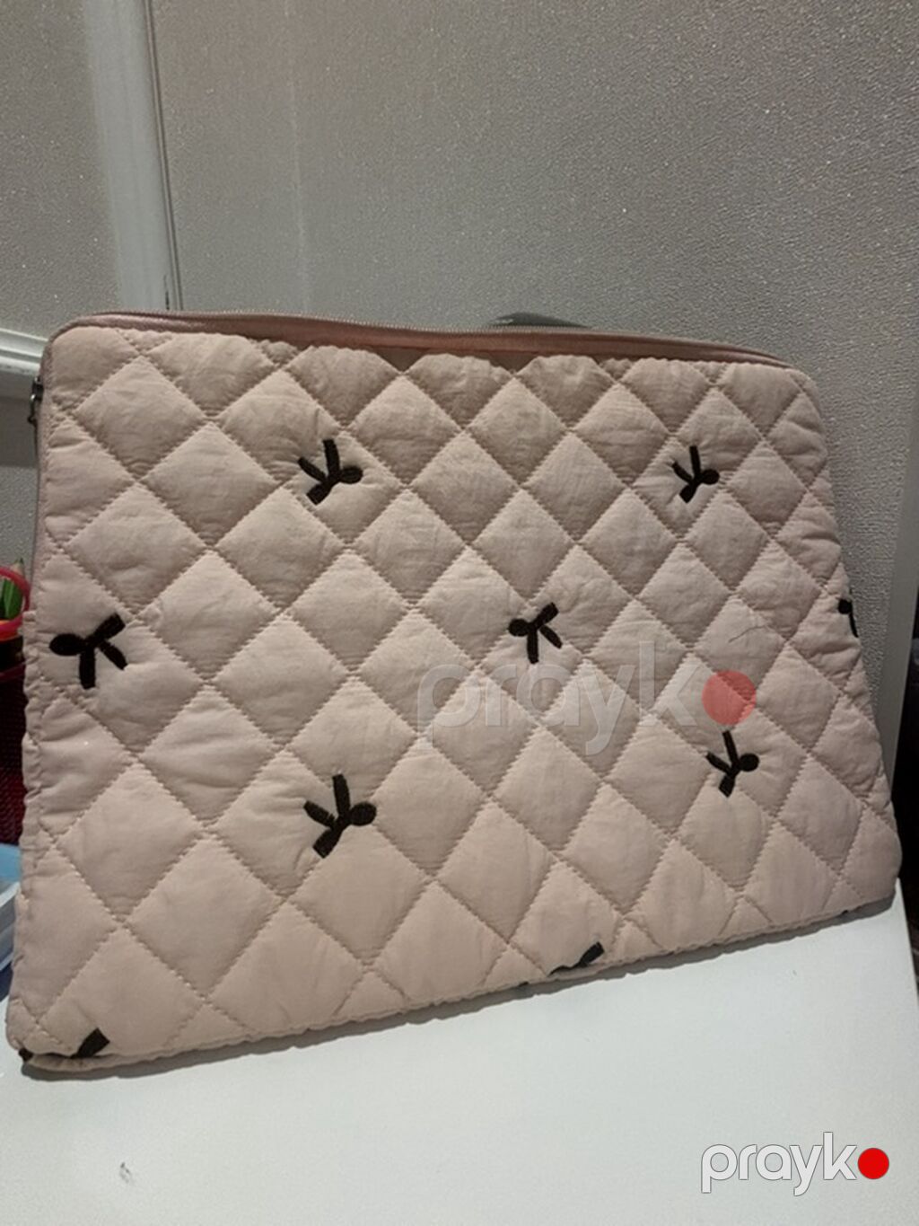 Yastı quiltlənmiş laptop/planshet çantası - Rəng: açıqçəhrayı — Noutbuk aksesuarları, Bakı (2)