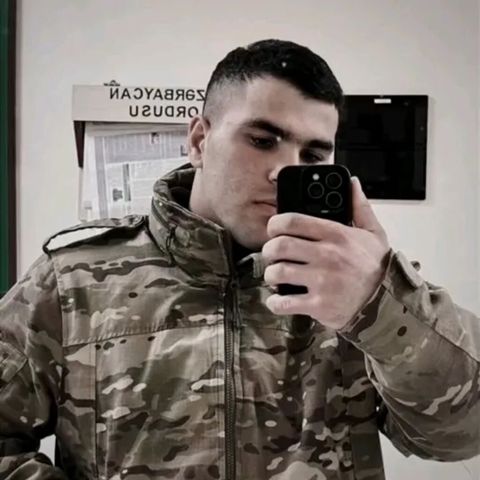 Salam. Mühafizə sahəsində özümə daimi iş axtarıram. Fiziki hazırlığım — Bakı