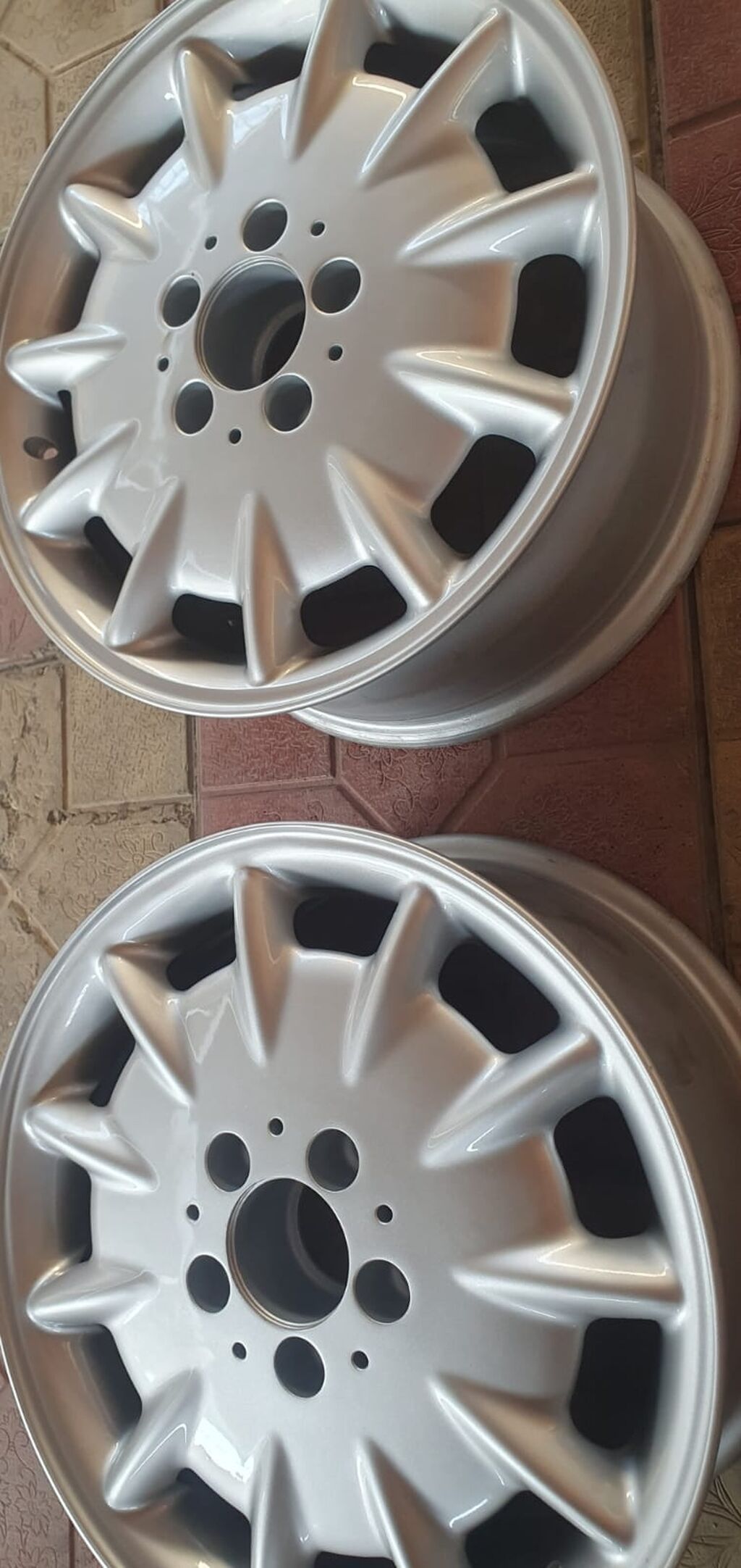 R-16 Mercedes Diskisi 2-ədəd. Gəncədədir. 0559017056 .bu Nömrə ilə — Diskləri, Gəncə